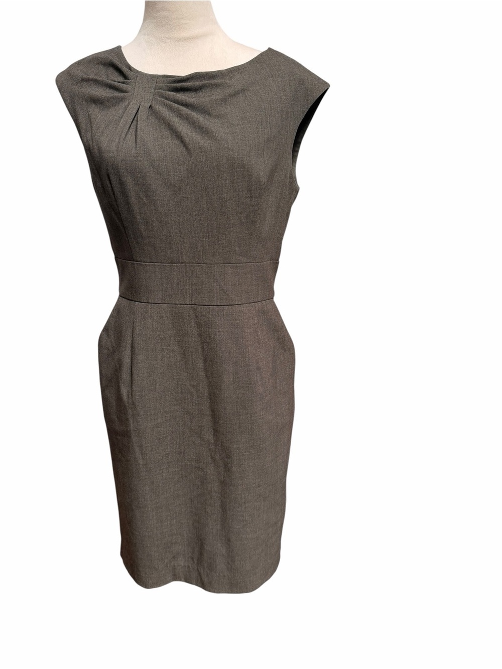 Calvin Klein Size 8 Classic Sheath Dress Charcoal Gray Back Zip Pockets
